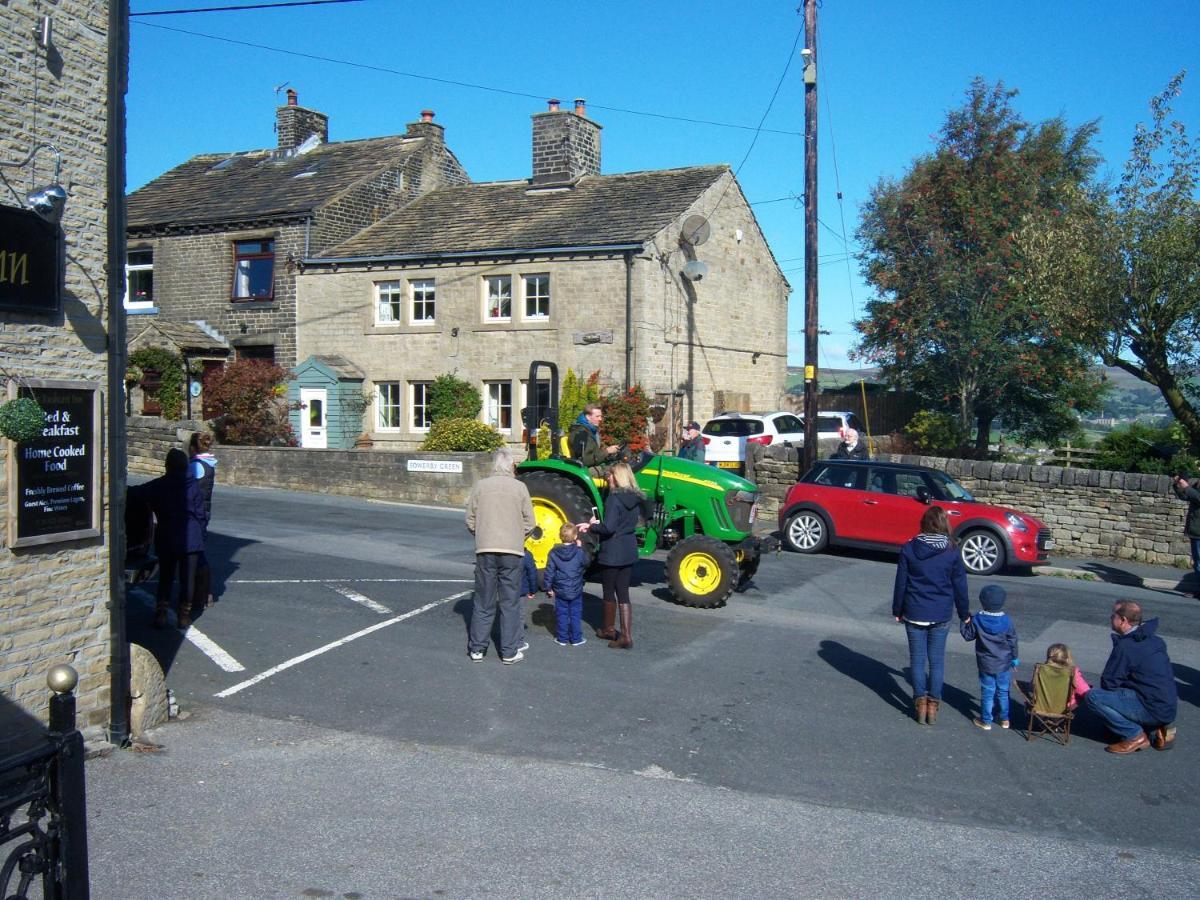 The Rushcart Inn 索厄比布里奇 外观 照片